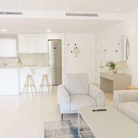 Lovely Modern In Middel Views *