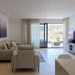 Lovely Modern In Middel Views 公寓 *